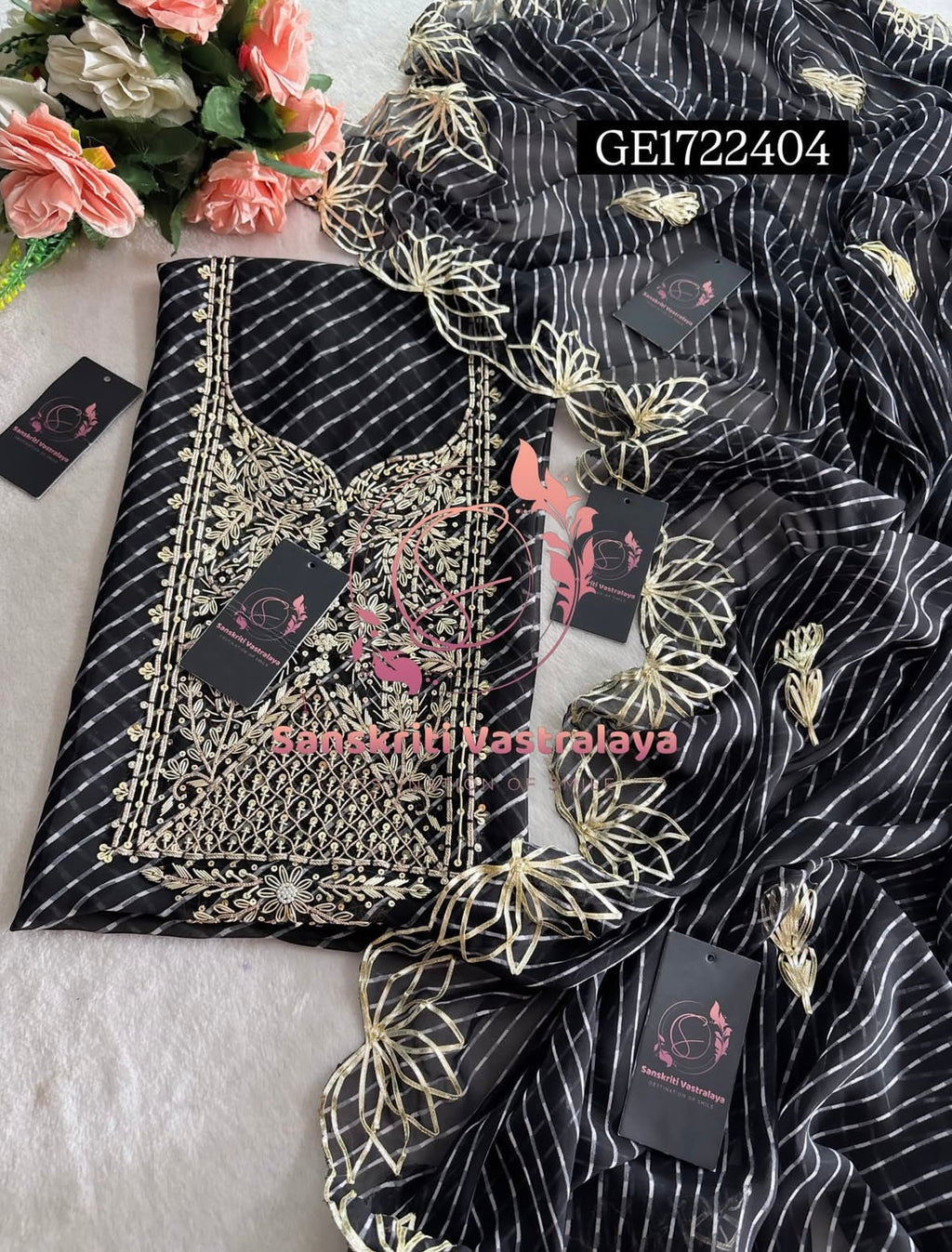 GEORGETTE Zardozi HandwGEORGETTE Zardozi Handwork 3pc  BLACK  UNSTICHED Suit jaipuri GOTA PATTI  GE1722404ork 3pc  BLACK  UNSTICHED Suit jaipuri GOTA PATTI  GE1722404