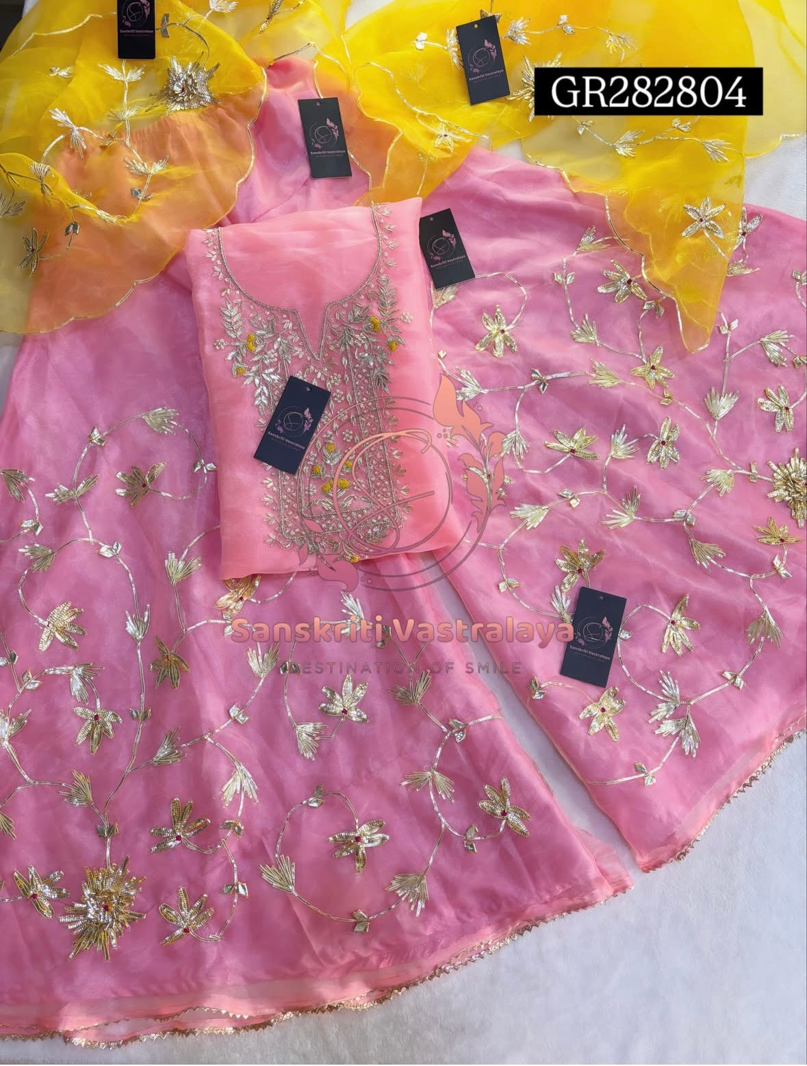 GHARARA  SET IN BABYPINK | GOTA PATTI ZARDOSHI HANDWORK WORK 3 PC BABYPINK ORGANZA GHARARA GR282804