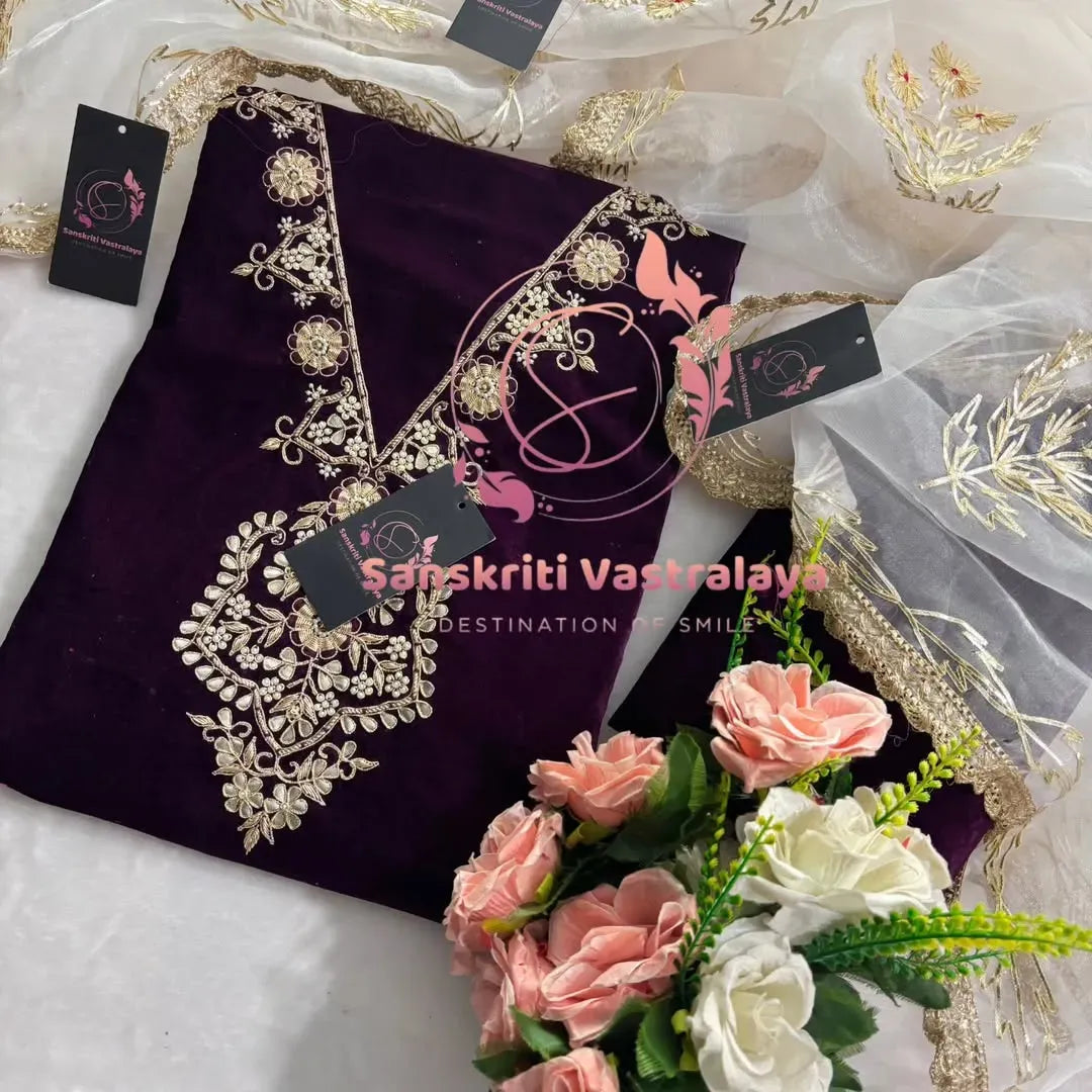 Velvet fabric kurta with zardogi handwork