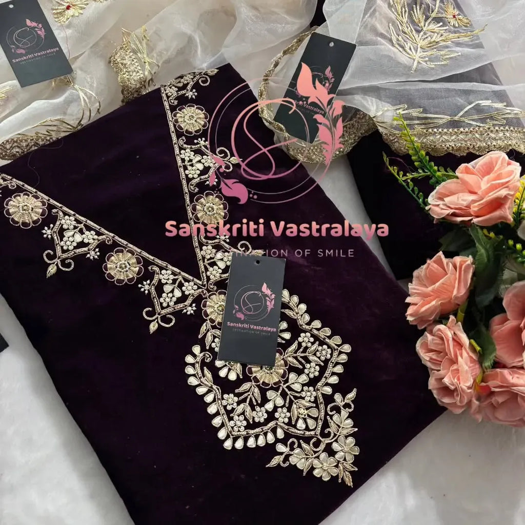 Velvet fabric kurta with zardogi handwork