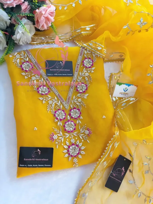 Organza fabric kurta with zardoshi handwork - Image 2