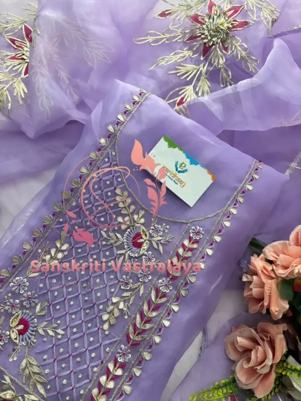 Organza fabric kurta with zardoshi handwork - Image 2