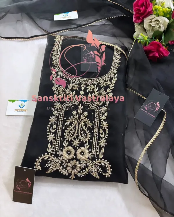 heavy rich organza fabric kurta ith zardogi handwork - Image 2