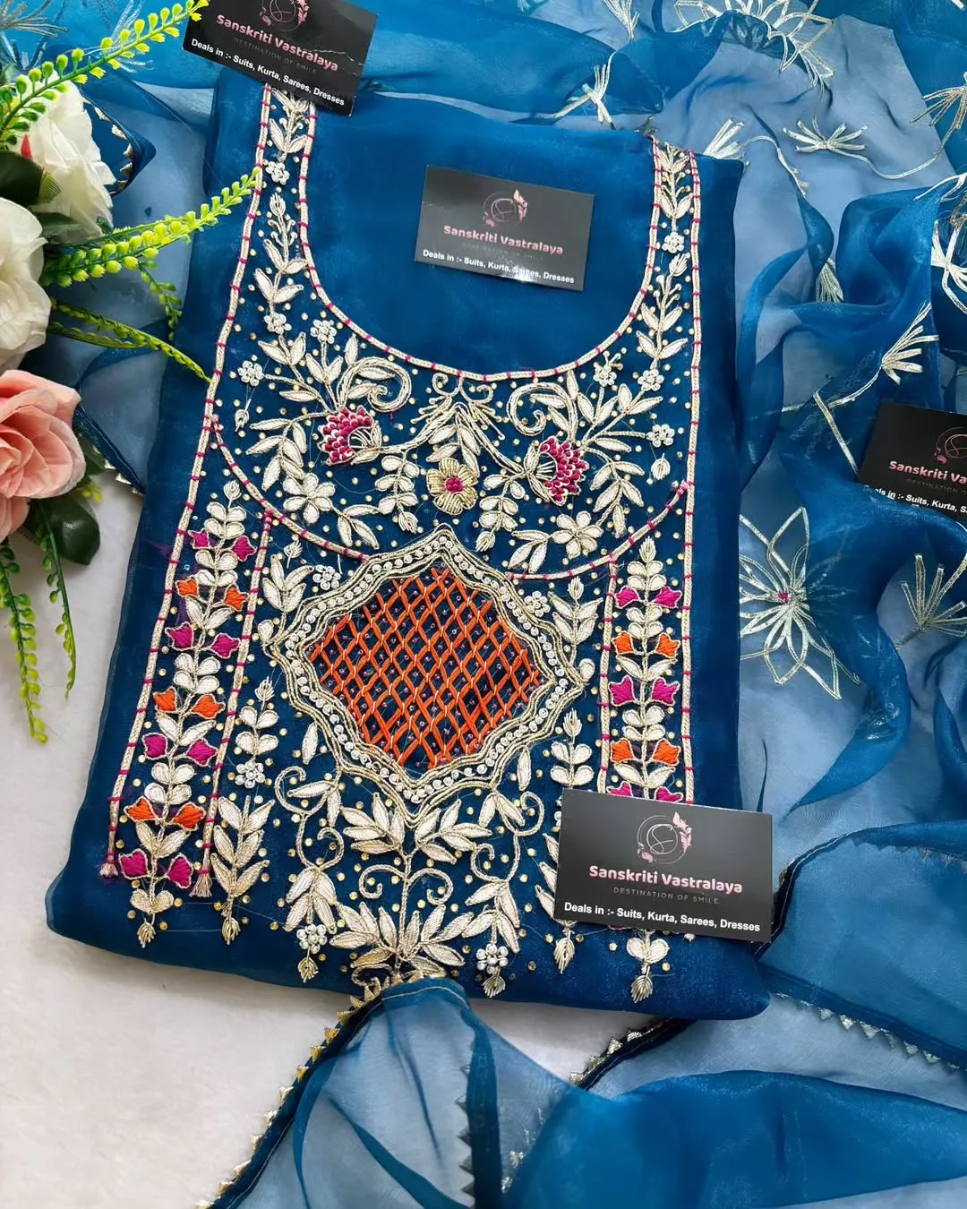 heavy rich organza fabric kurta with zardoshi handwork - Image 2