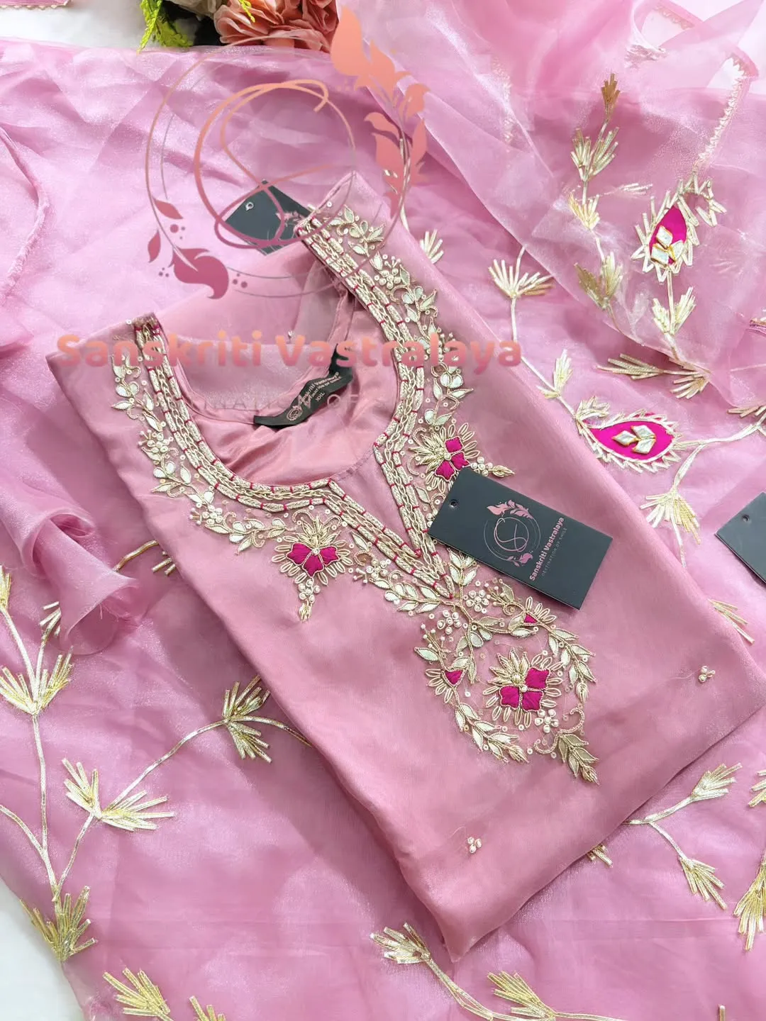 Tissue organza fabric kurta with zardozi handwork - Image 2
