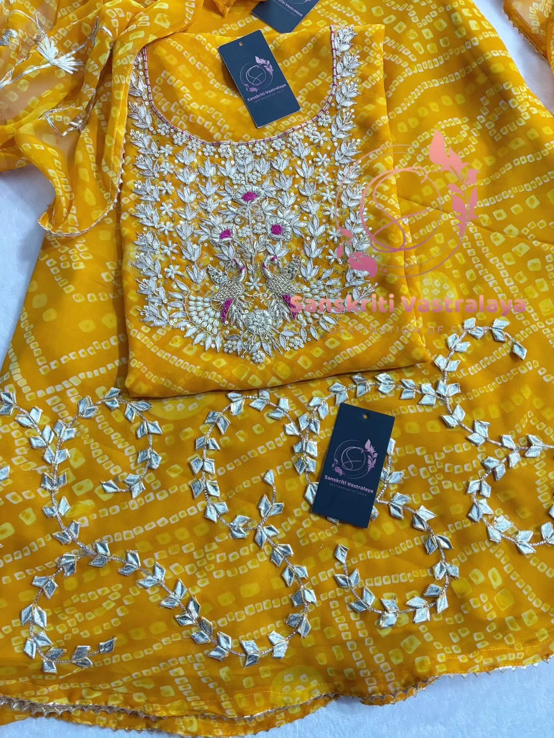 Georgette fabric kurta with zardozi handwork - Image 3