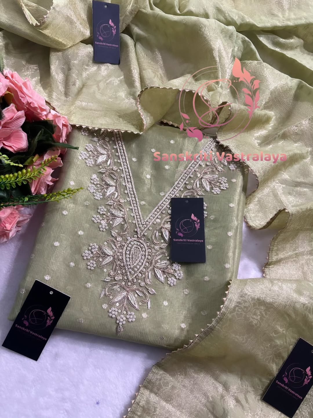 Chanderi fabric kurta with zardozi handwork - Image 3