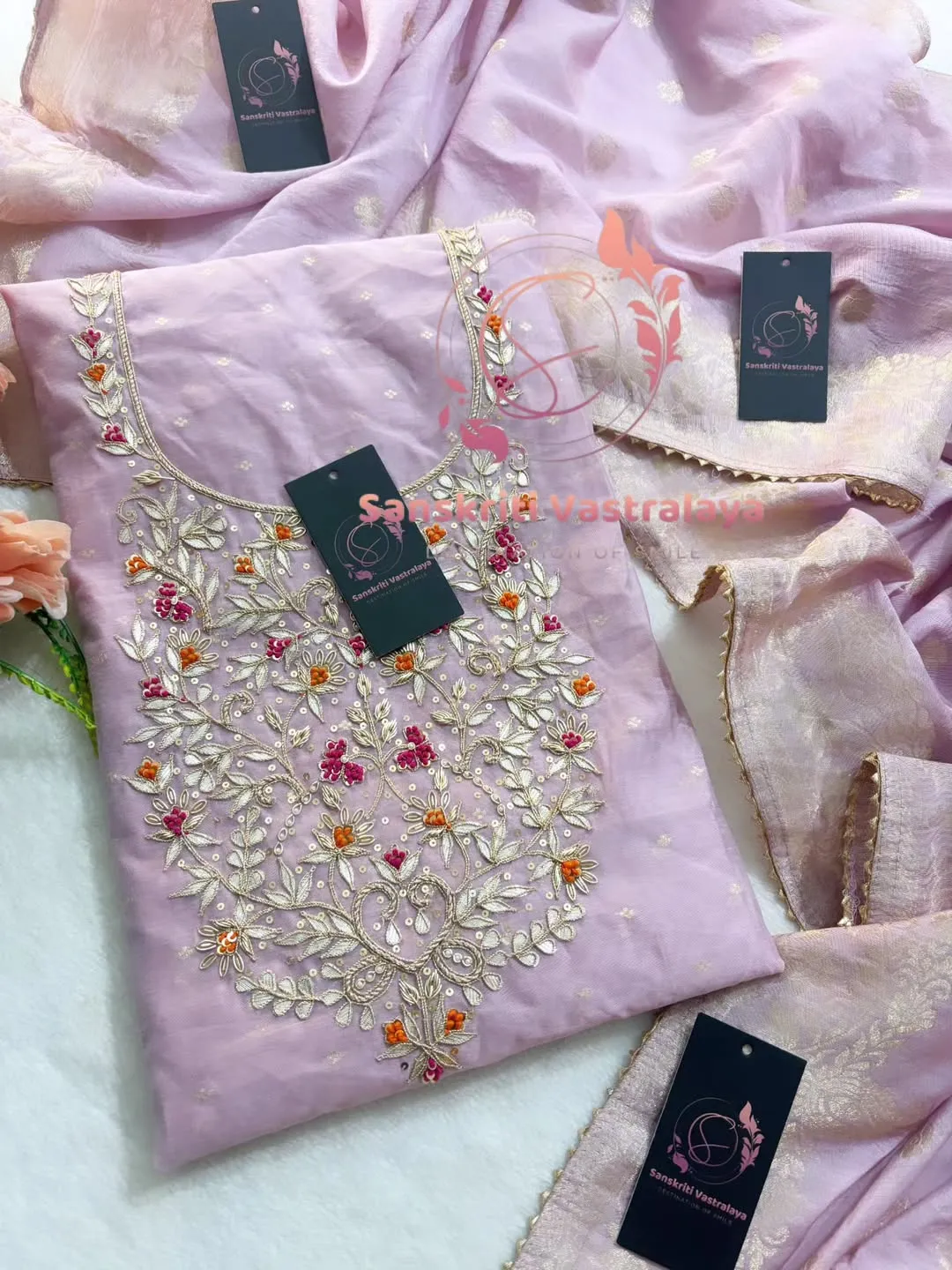 Chanderi fabric kurta with zardogi handwork - Image 2